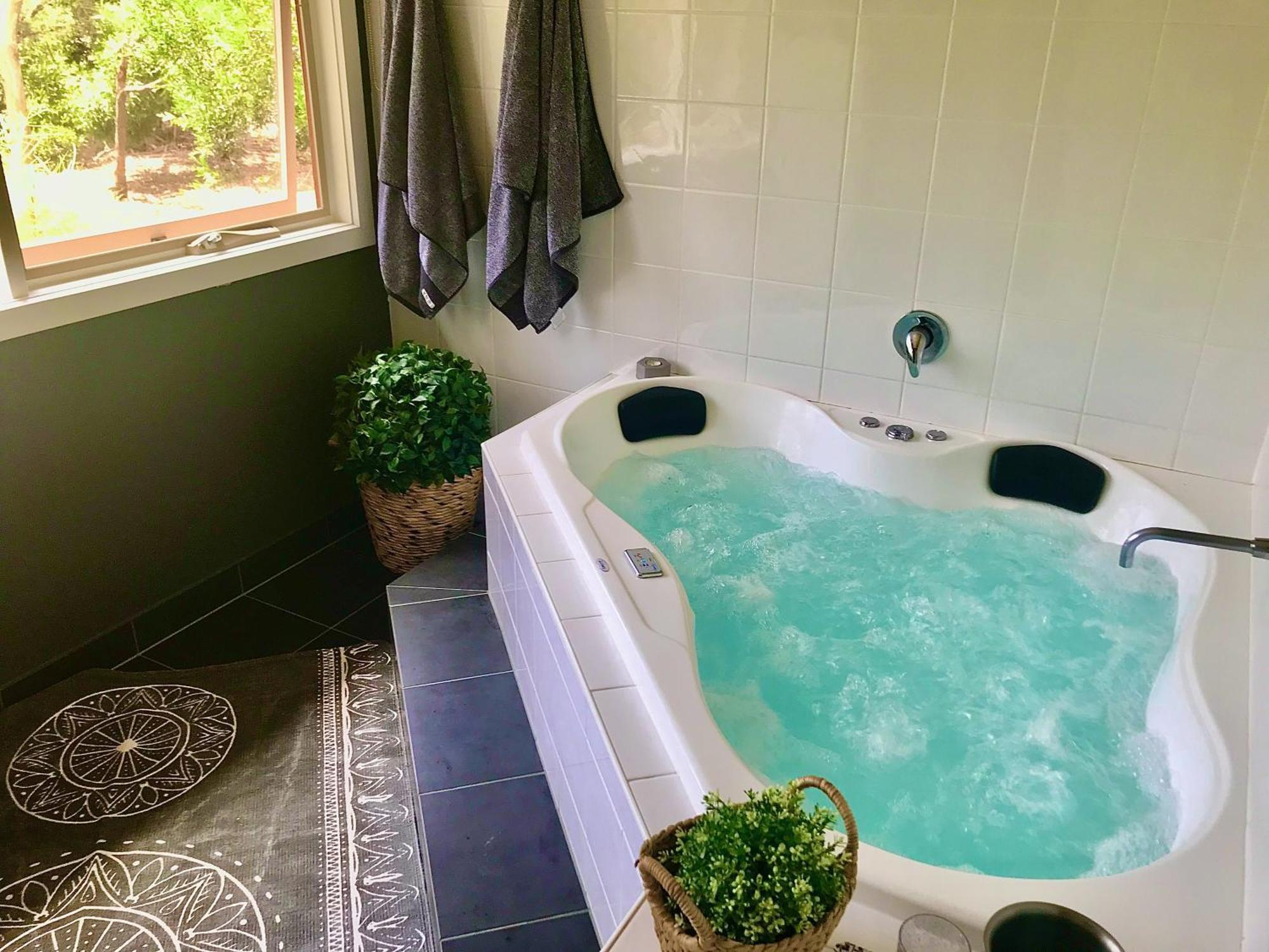 Couple'S Luxury Resort Spa Retreat Cowes Esterno foto