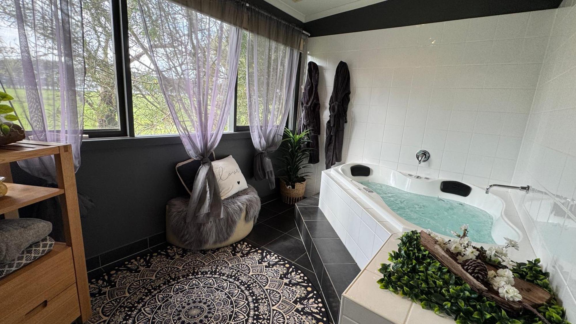 Couple'S Luxury Resort Spa Retreat Cowes Esterno foto