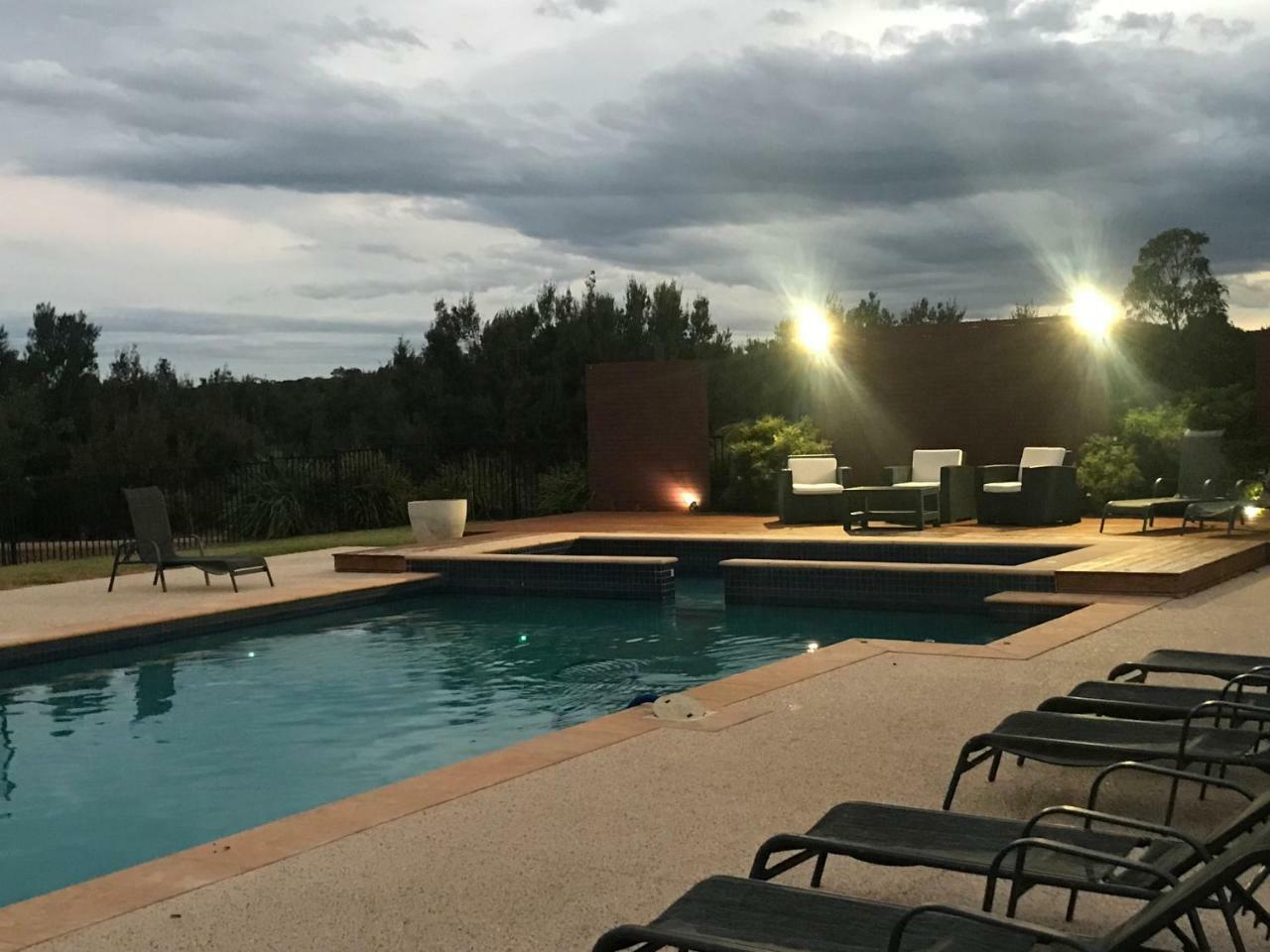 Couple'S Luxury Resort Spa Retreat Cowes Esterno foto